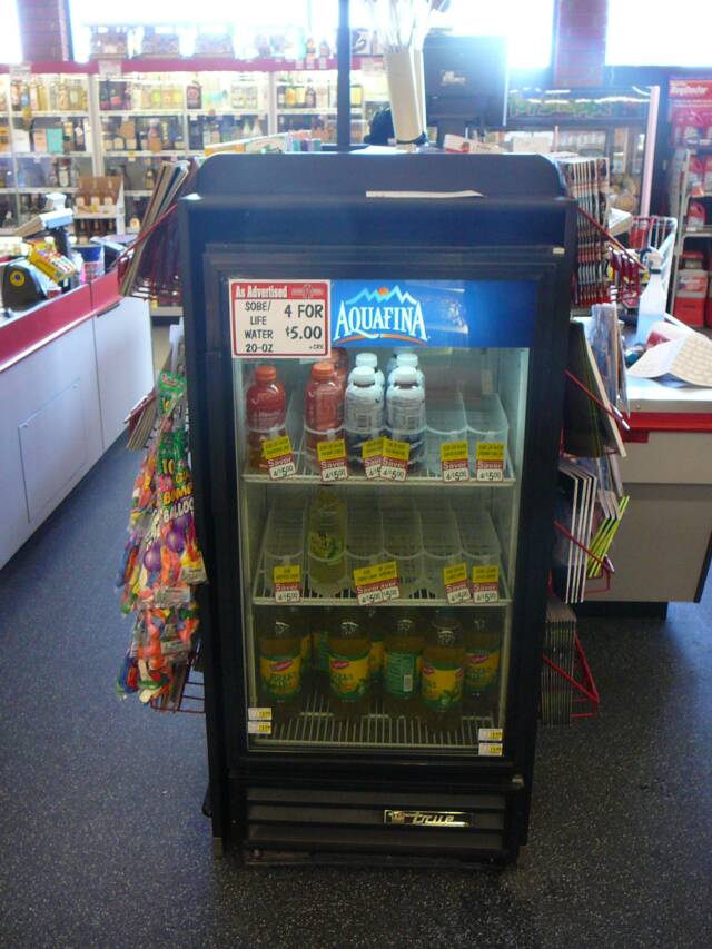 P1010266a_op_640x853