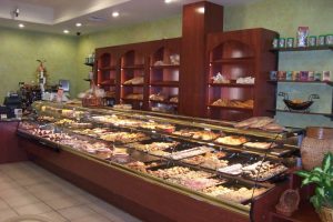 jensens_liquor_store_011_op_800x533