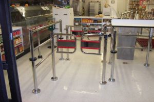 king_ranch_nellis_railing_eating_counter_002_op_640x426