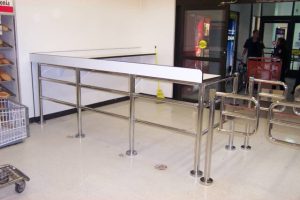 king_ranch_nellis_railing_eating_counter_003_op_640x426